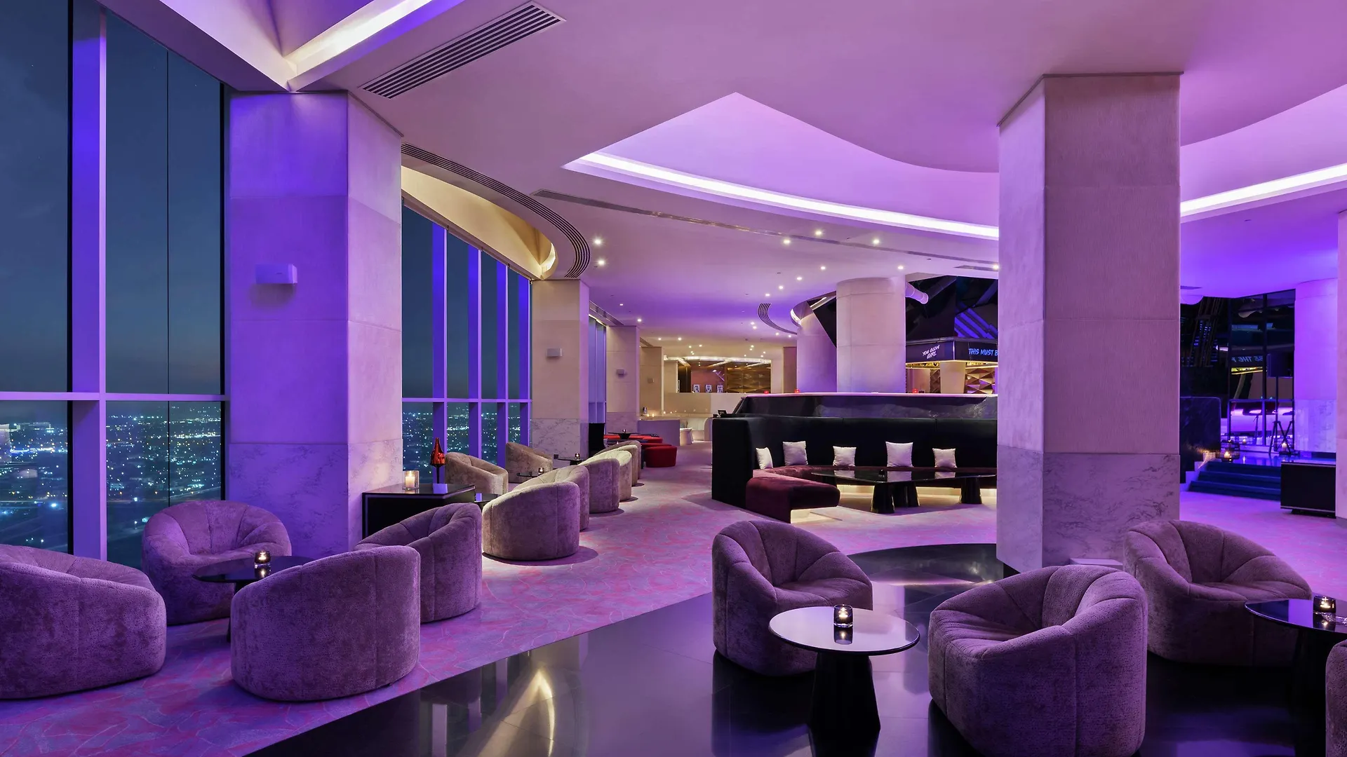 V Hotel Dubai, Curio Collection By Hilton