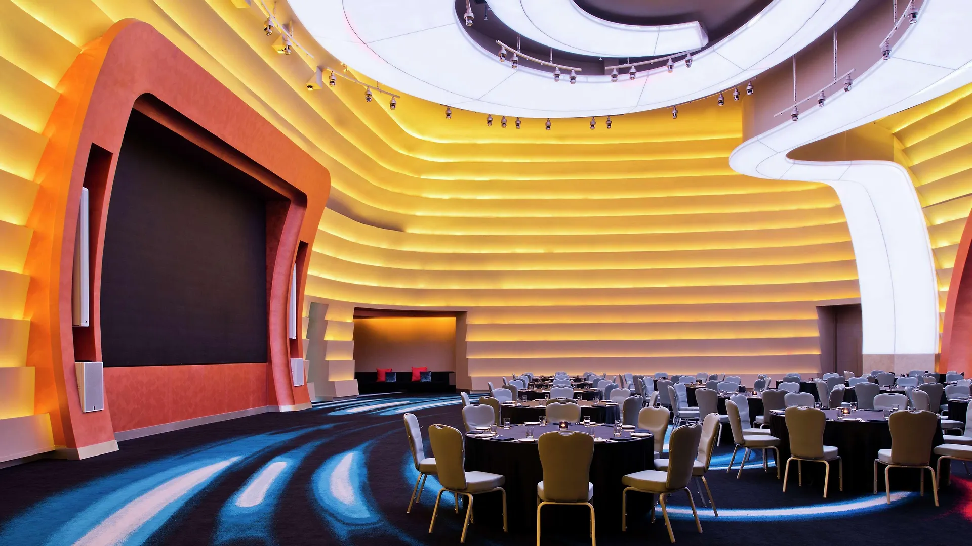 V Hotel Dubai, Curio Collection By Hilton 5*, Dubai