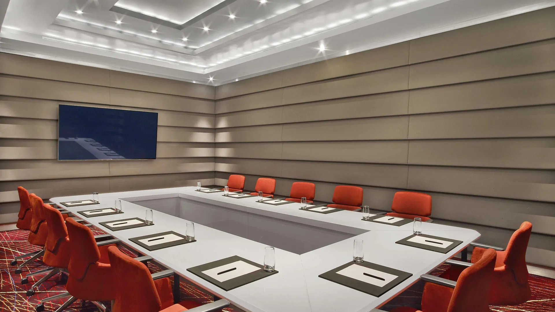 V Hotel Dubai, Curio Collection By Hilton