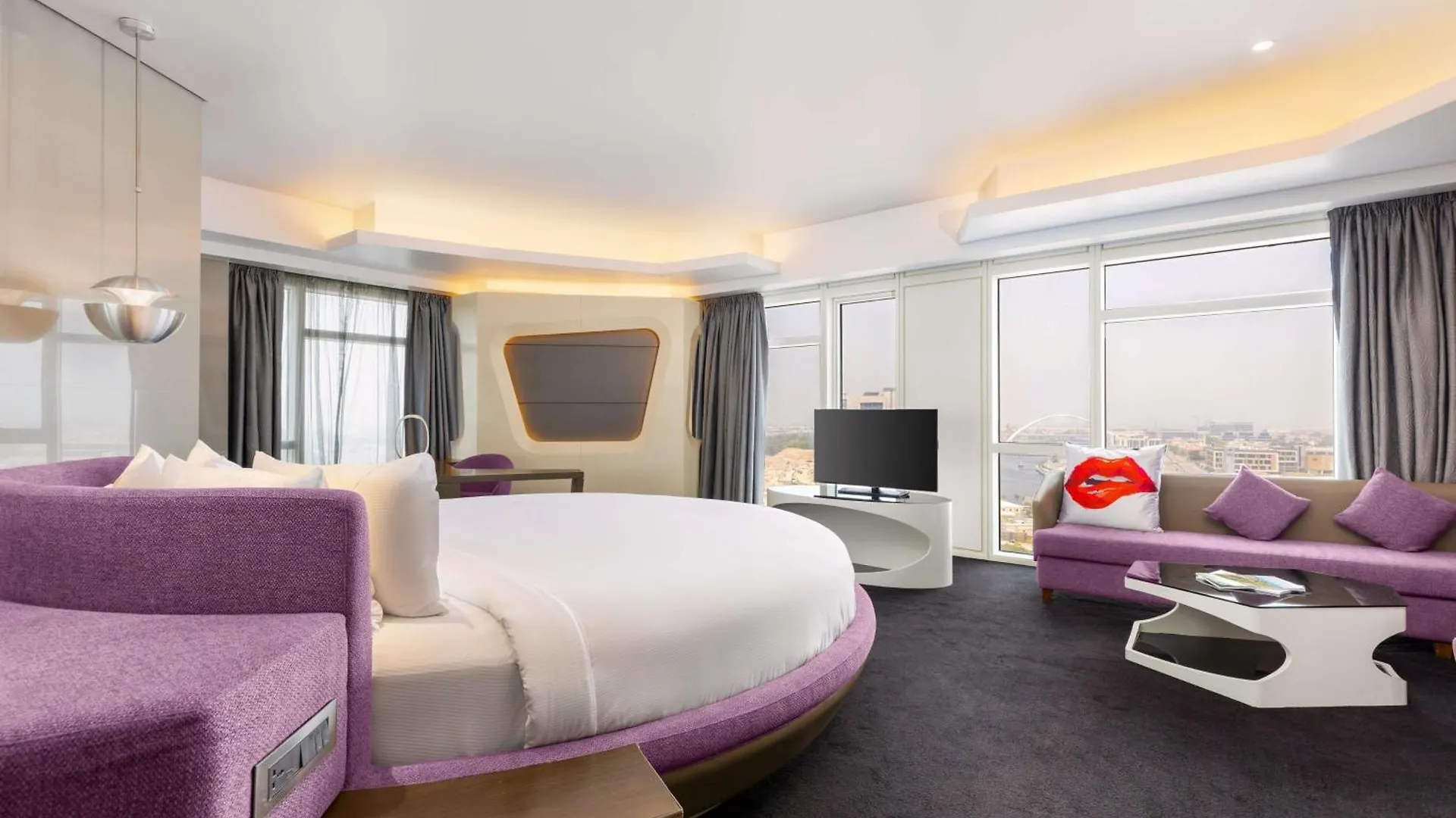 V Hotel Dubai, Curio Collection By Hilton 5*, Dubai United Arab Emirates