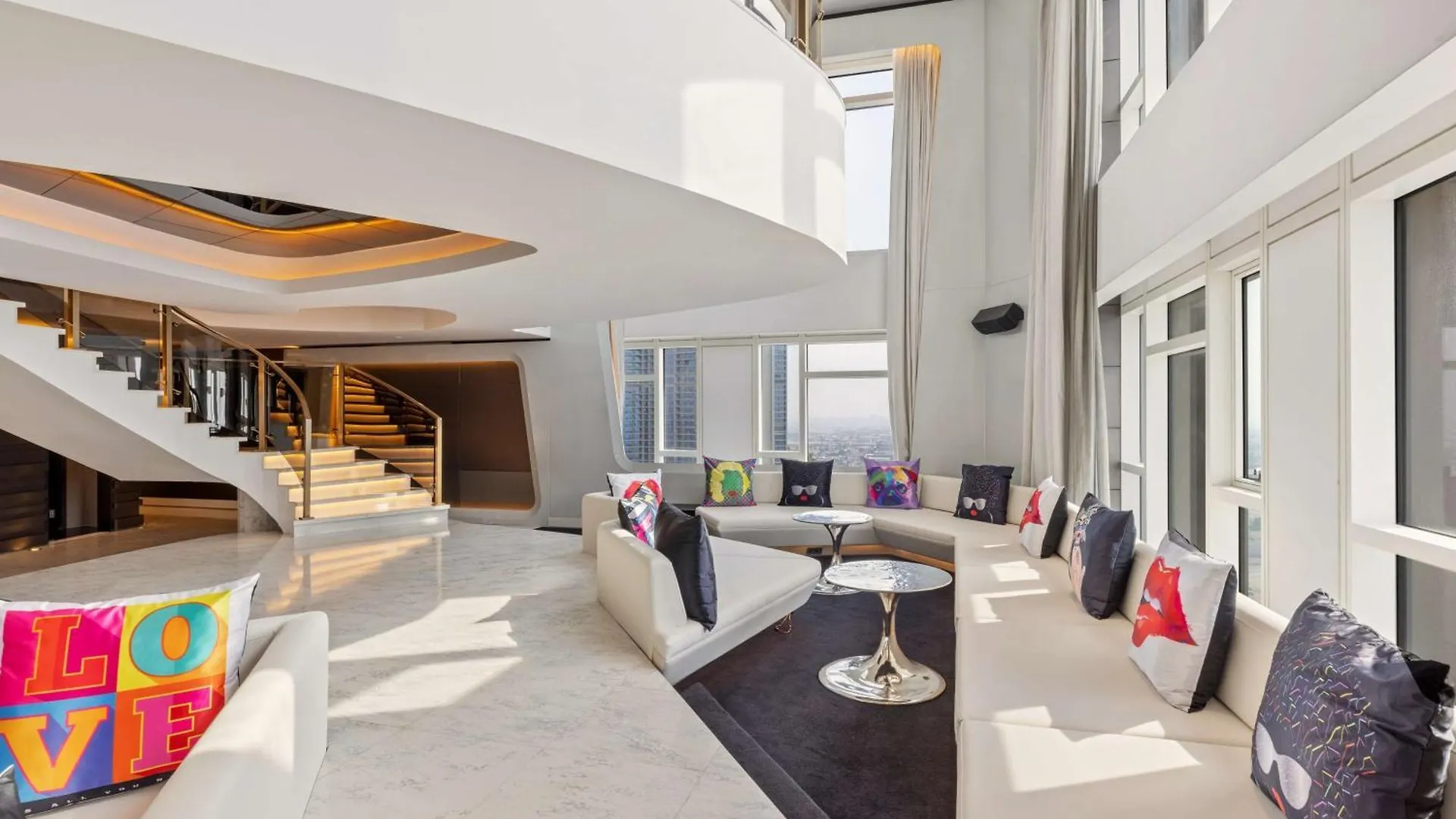 V Hotel Dubai, Curio Collection By Hilton  Dubai