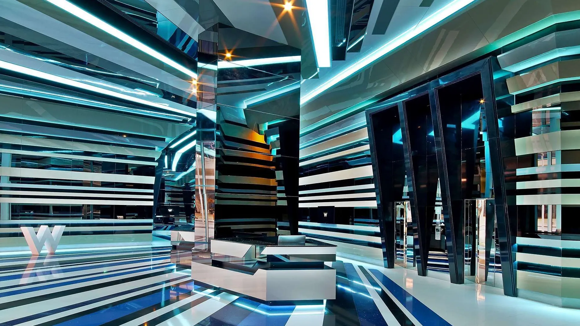 V Hotel Dubai, Curio Collection By Hilton Dubai